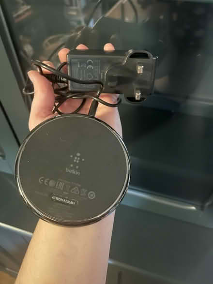 Photo of free Wireless phone charger (Frilford OX13) #1