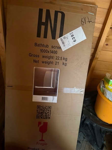 Photo of free Brand new Bathtub shower screen (Carshalton) #1