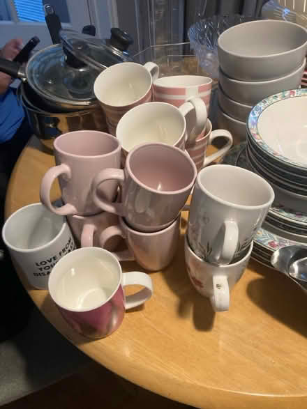 Photo of free Mixture of kitchen items (St Paul’s cray) #3