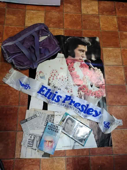 Photo of free Elvis memorabilia (AB23) #1