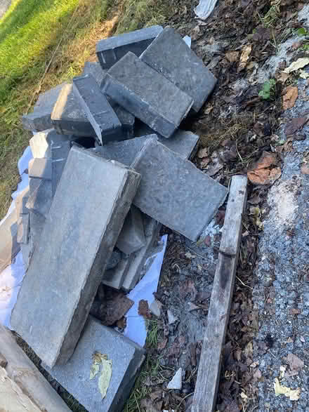 Photo of free Scrap pavers (Ijamsville 21754) #1