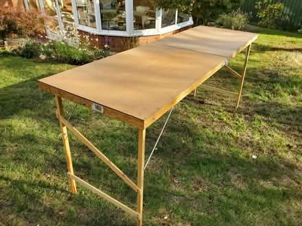 Photo of free Wallpaper Pasting Table (Woodloes Park CV34) #1