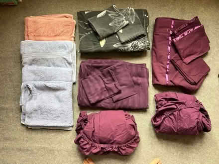 Photo of free Bedding double duvet, fitted sheet (Hove BN3) #1