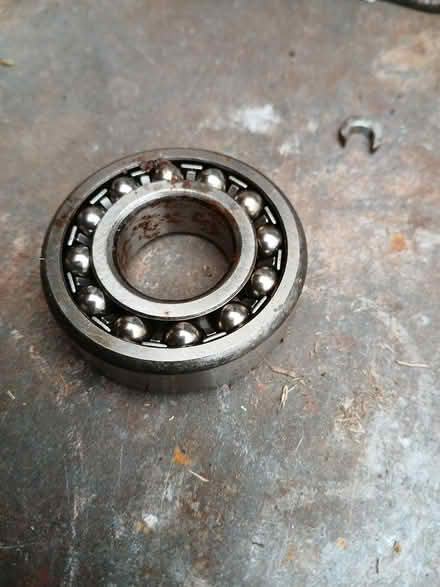 Photo of free Balls baring (LU1. Caddington) #1