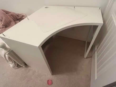 Photo of free IKEA workstation corner (Sunnyvale) #4
