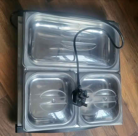 Photo of Electric food warmer hot plate (North Tonbridge) #1