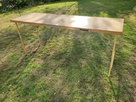 Photo of free Wallpaper Pasting Table (Woodloes Park CV34) #2