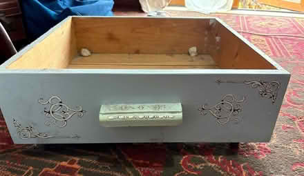 Photo of free Under bed/anything storage (GL5) #1