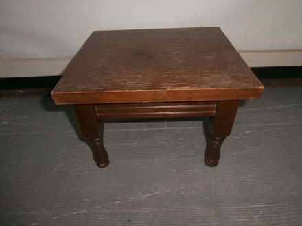 Photo of free small oak school (Maxton TD6) #3