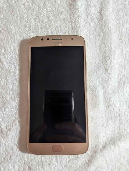 Photo of free Motorola G5s plus Android phone old (Shippon OX13) #1
