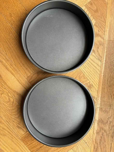 Photo of free Two loose bottomed cake tins (Canonbury N1) #1