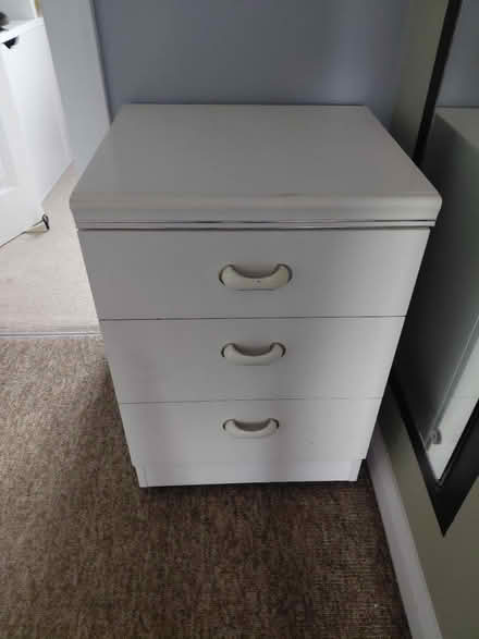 Photo of free White bedside table (Bognor Regis - PO22) #1