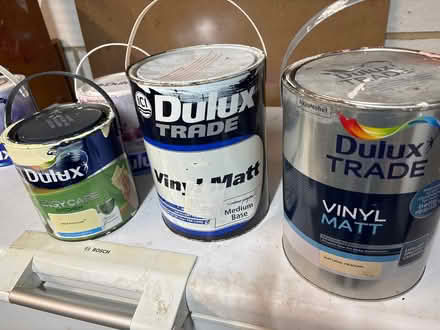 Photo of free Emulsion paint (RG8 (Whitchurch Hill)) #1