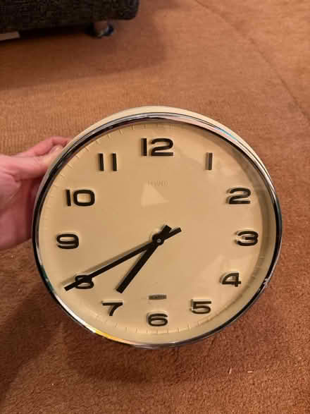 Photo of free Metamec quartz clock (W7) #1