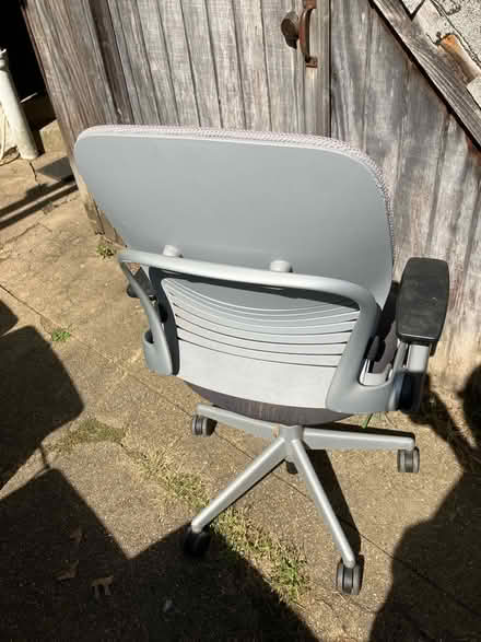 Photo of free Desk chair for pickup (Crestwood, NW DC) #2
