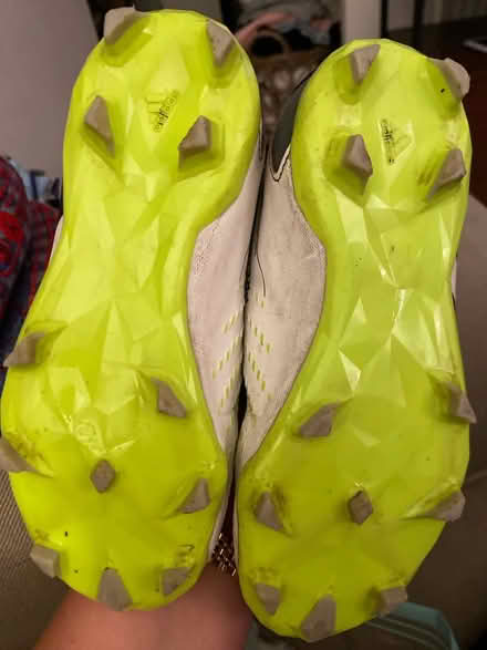 Photo of free Football boots (Ub7 7pd) #3
