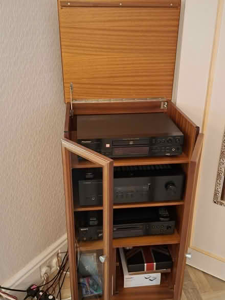 Photo of free Hi Fi cabinet (Paignton TQ4) #4