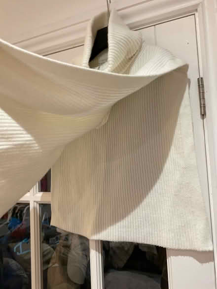 Photo of free sweater cape sleeveless (Ub7 7pd) #2