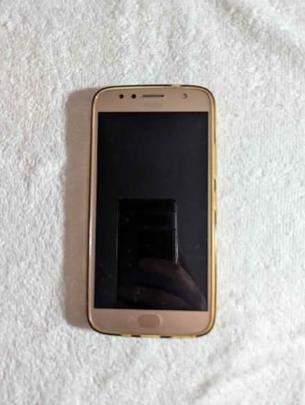 Photo of free Motorola G5s plus Android phone old (Shippon OX13) #4