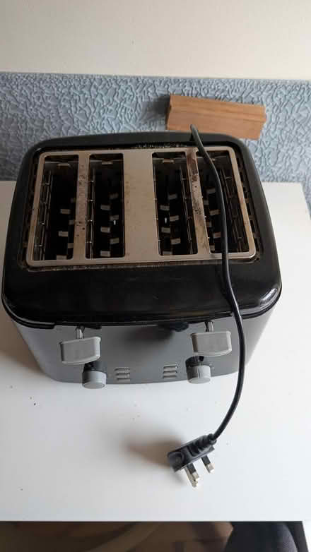 Photo of free Large Toaster (W14) #2