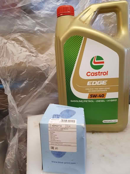 Photo of free 5L engine oil and filter. (Penysarn LL69) #1