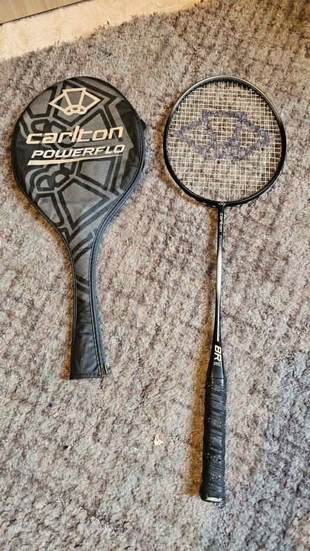 Photo of free Badminton Racquet (Leslie KY6) #1