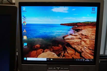 Photo of free PC Monitor - 50cm Diagonal (Pinkneys Green SL6) #1