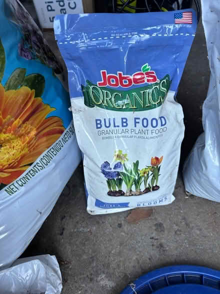 Photo of free Assorted fertilizer and amendments (East Northport) #1
