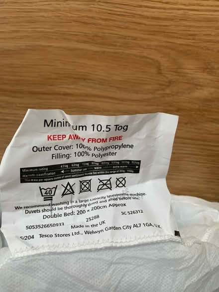 Photo of free Double duvet and 2 pillows (Crawley RH10) #2