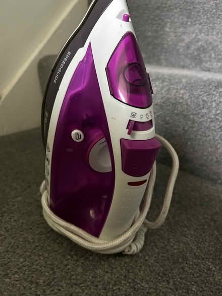 Photo of free Iron, fully working (ware SG12) #1