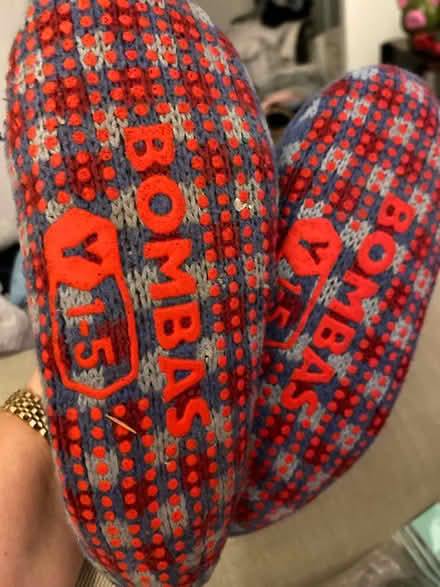 Photo of free Home slippers (Ub7 7pd) #2