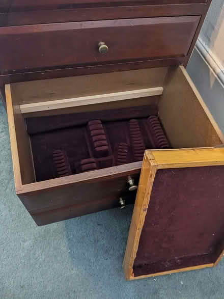 Photo of free Small drawers (Royal Standard SE7) #3