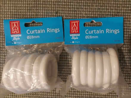 Photo of free x10 Curtain rings, white (Aldrington BN3) #1