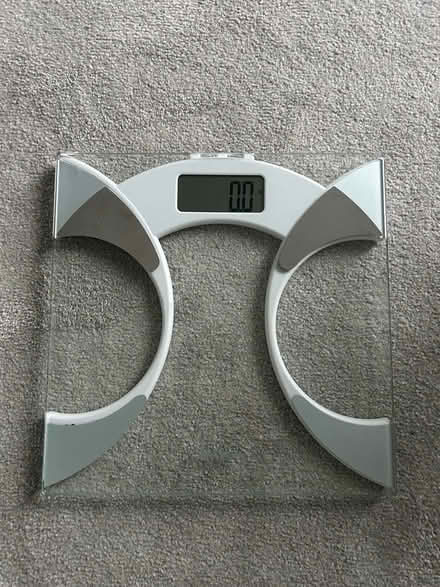 Photo of free Salter weighing scales (Kendal LA9) #1