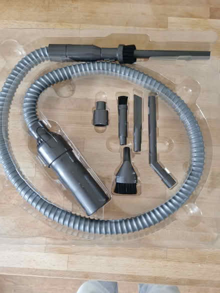 Photo of free Shark vacuum car detailing kit (East Molesey KT8) #1