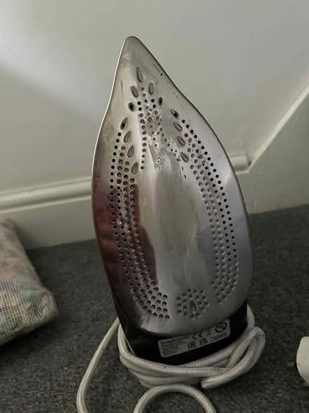 Photo of free Iron, fully working (ware SG12) #4