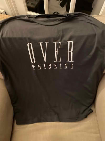 Photo of free T-shirt SHEIN (Ub7 7pd) #1