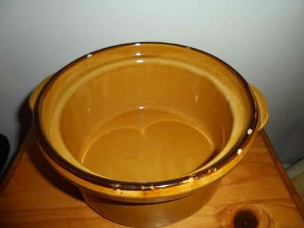 Photo of free Casserole pot no lid (St albans) #2