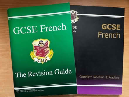 Photo of free GCSE French books (Connah's Quay CH5) #1