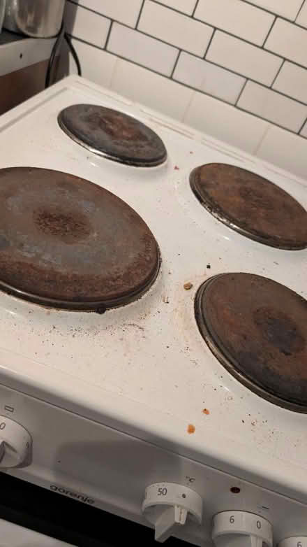 Photo of free 50cm cooker oven , working (East dulwich) #4