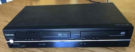 Photo of free Toshiba combo VHS and DVD player [20886] #2