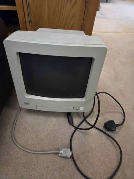 Photo of free IBM 14" VGA monitor (Little Heath RG31) #1