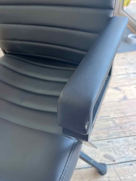 Photo of free Black office chair (BN41) #3