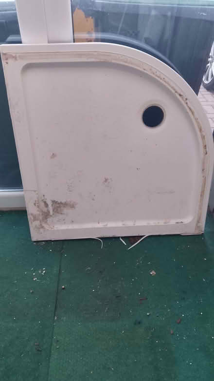 Photo of free Curved shower tray 900mm (Cranfield MK43) #1