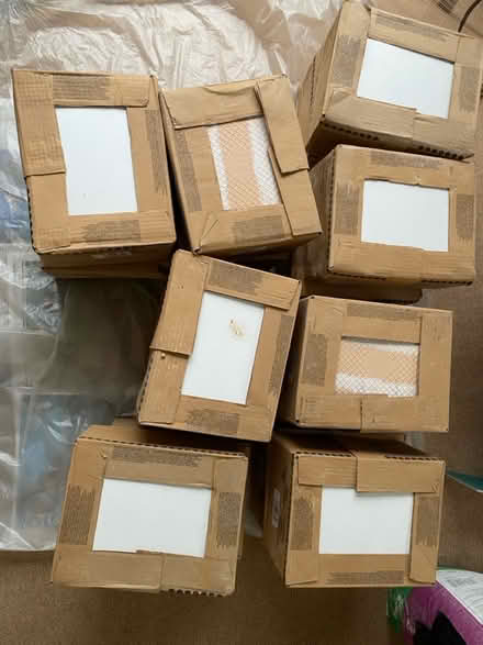 Photo of free Spezzia white wall tiles (Dartington) #1