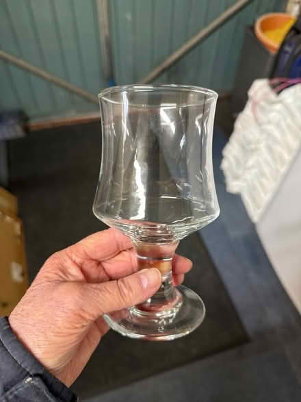 Photo of free Set of six NewGlasses (GU11) #1