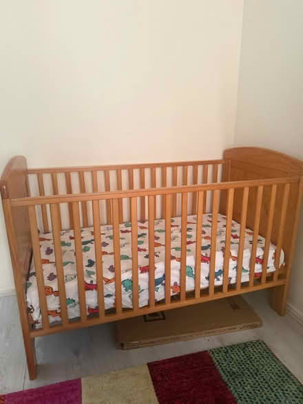Photo of free Baby bed (B24) #1