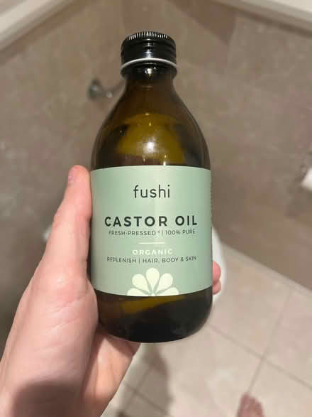Photo of free Fishing castor oil (SE1) #1