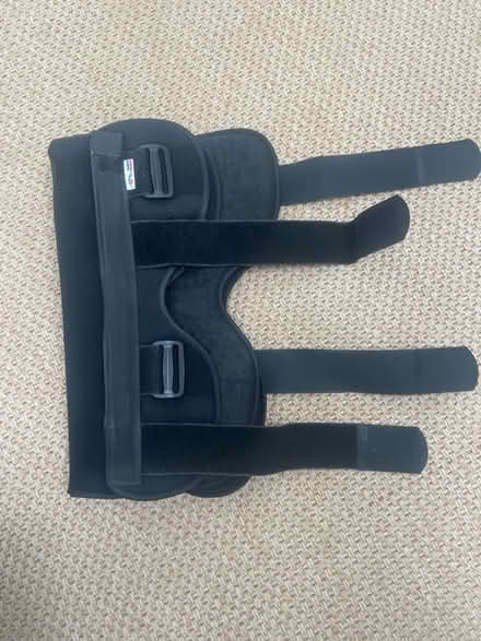 Photo of free Knee brace (NW3) #2