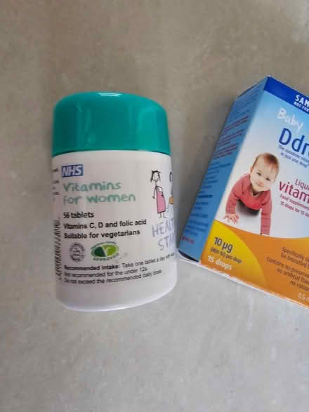 Photo of free vitamins Not expired (IG1) #1